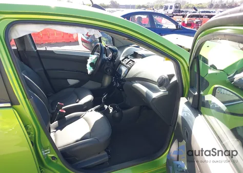 2016 Chevrolet Spark Ev 2Lt из США, поврежденный, VIN KL8CL6S07GC617174